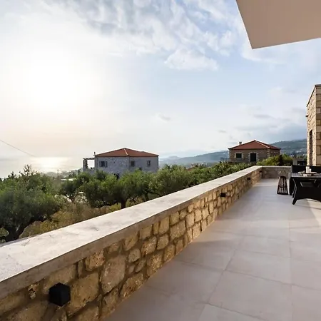 Mani Stone A Paradise Of Panoramic Views *